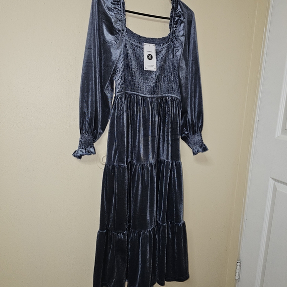 Chic Long Sleeve Blue Dress - Picture 3 of 7